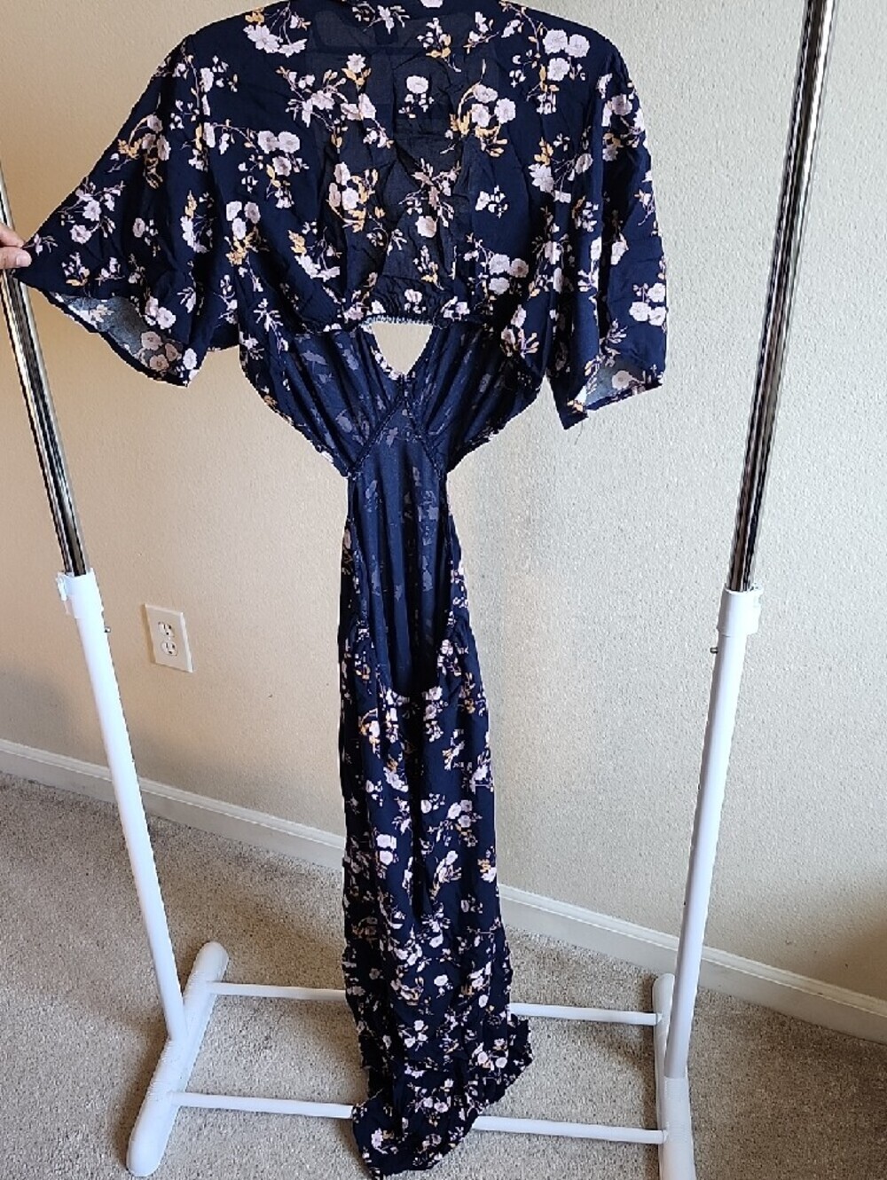 Forever 21 Navy Floral Wrap Maxi Dress B. - Picture 8 of 9